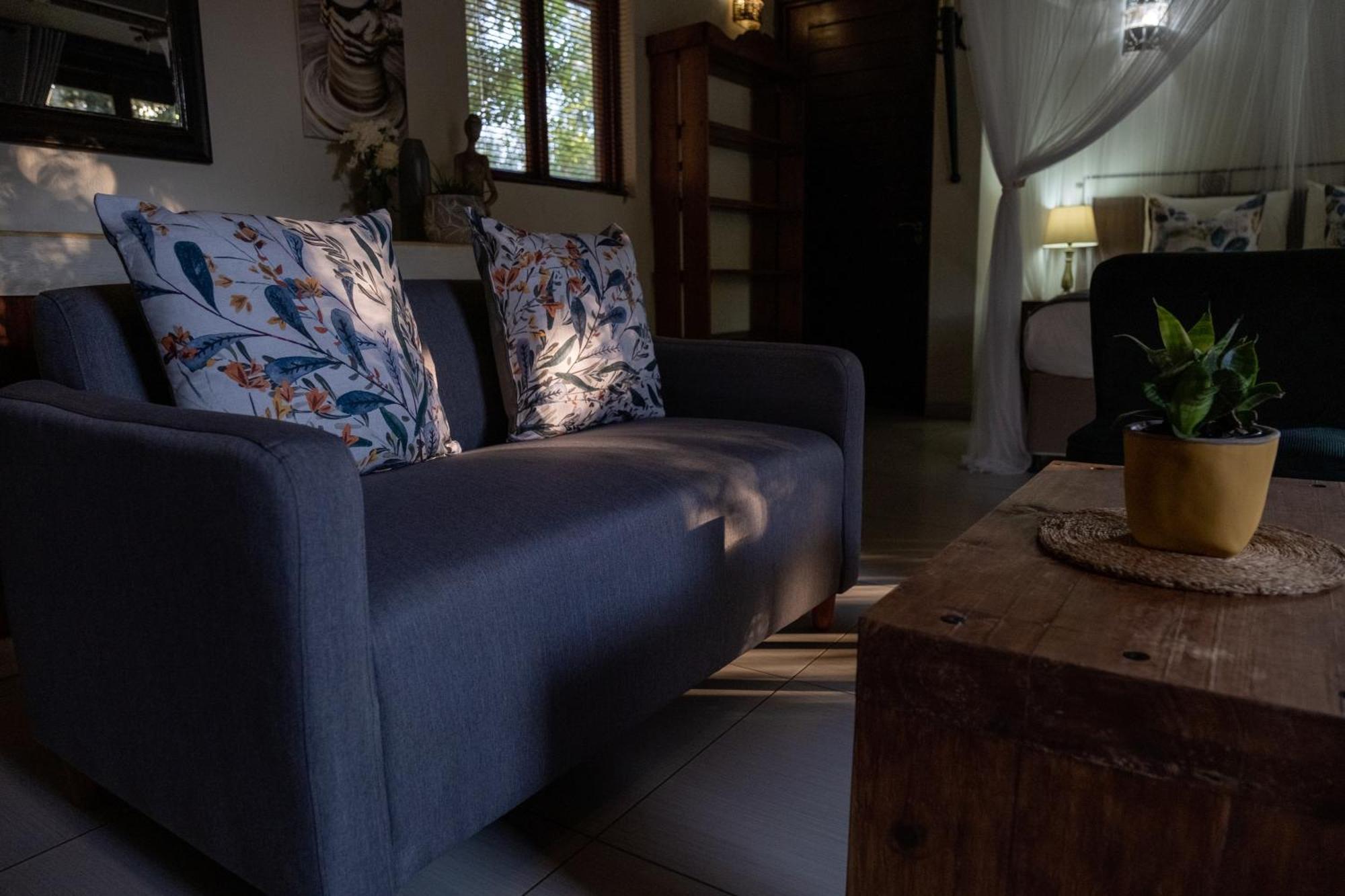 Leopard'S Lair Bush Lodge Hoedspruit Zimmer foto